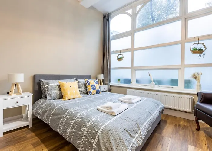 Modern 2Bd Flat In Camden Town London